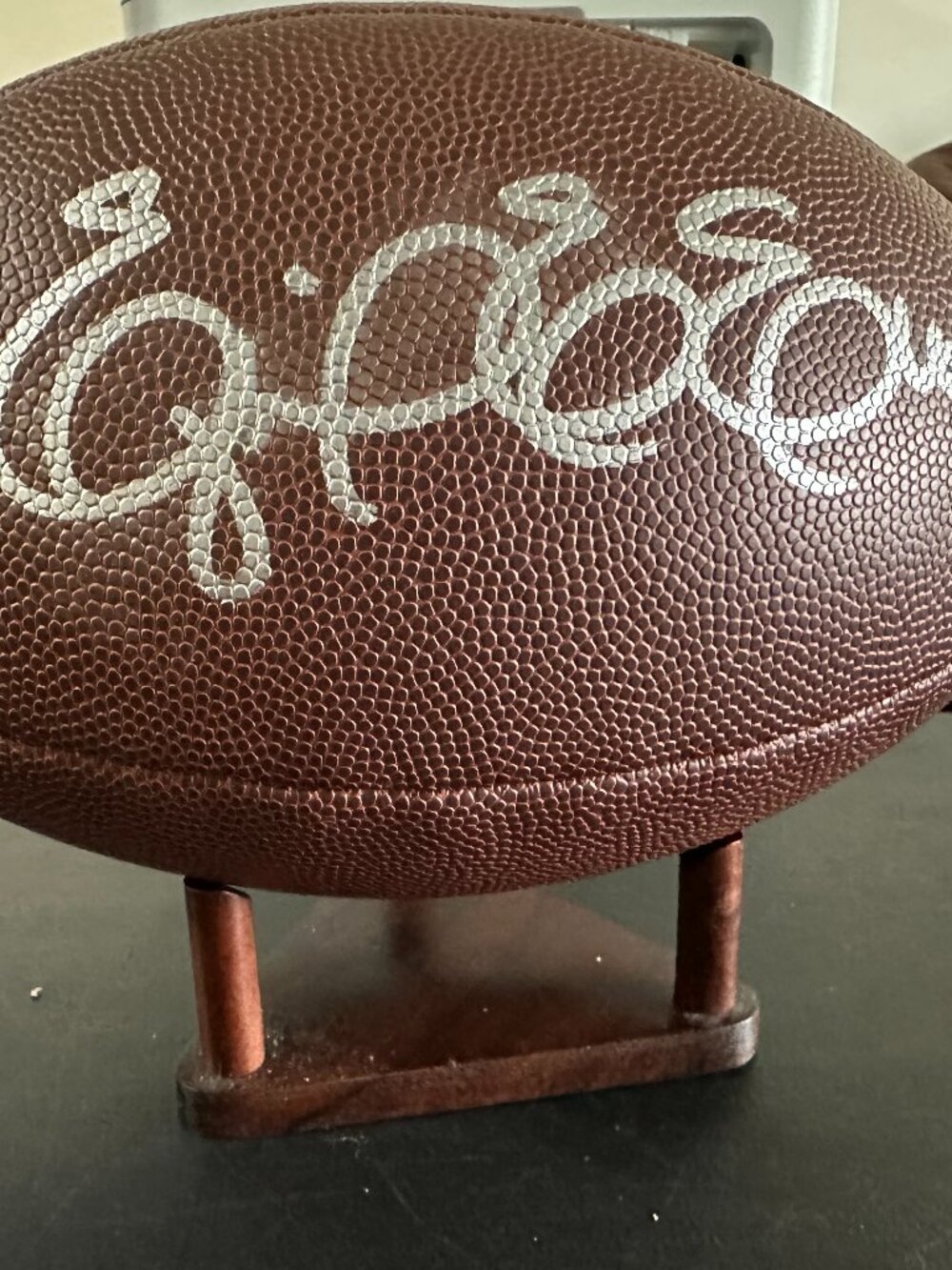 EZEKIEL ELLIOTT SIGNED COWBOYS CHARGERS BUCKEYES AUTOGRAPHED FOOTBALL W/COA 973